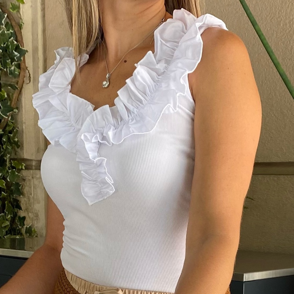 Venti 6 White Ruffle Ribbed Tank Top - - Picture 5 of 9